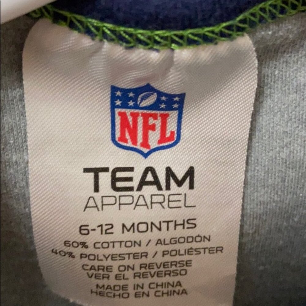Seattle  Daddy’s Rookie - Picture 5 of 5
